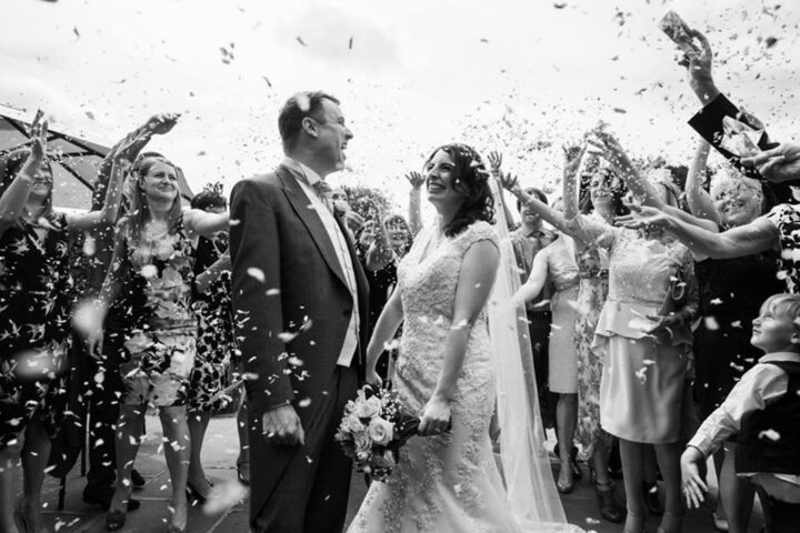 Amazing Black & White Confetti Moment Amazing Black & White Confetti Moment