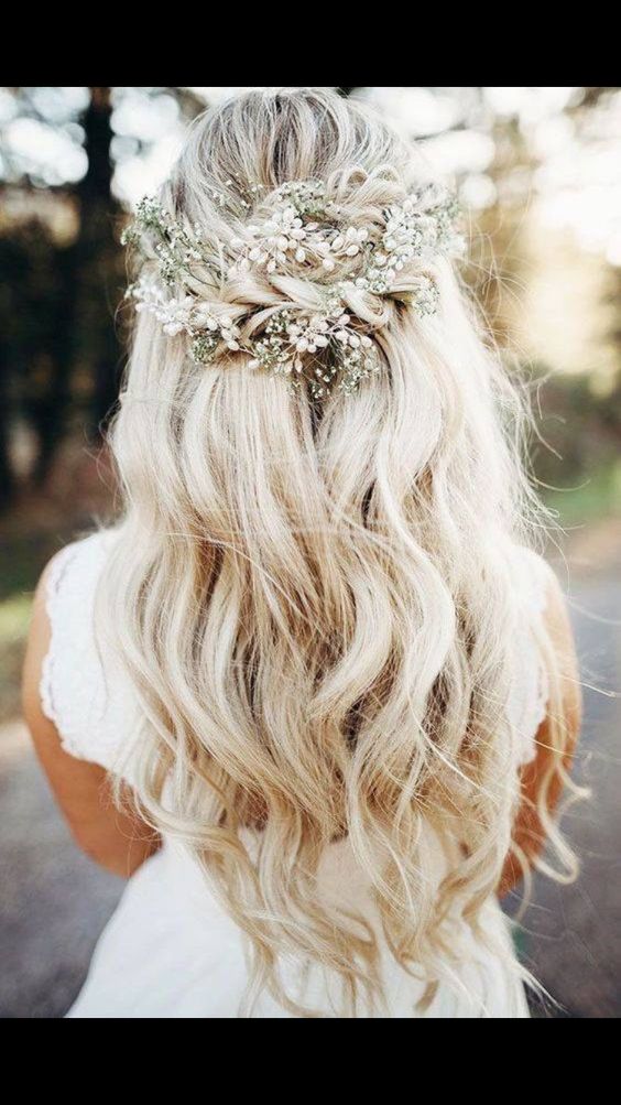 Boho Wedding Theme With Biodegradable Petals as Decor And Biodegradable Wedding Confetti Boho Wedding Theme With Biodegradable Petals as Decor And Biodegradable Wedding Confetti