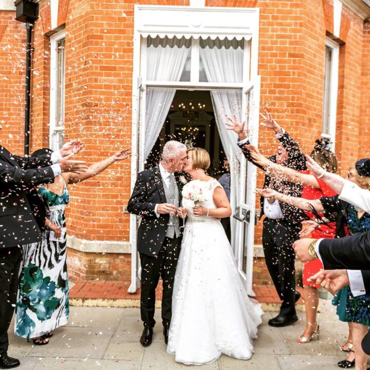Confetti Moment Using Biodegradable Wedding Confetti Confetti Moment Using Biodegradable Wedding Confetti