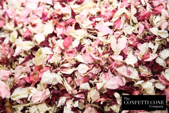 Why choose biodegradable wedding confetti? Why choose biodegradable wedding confetti?