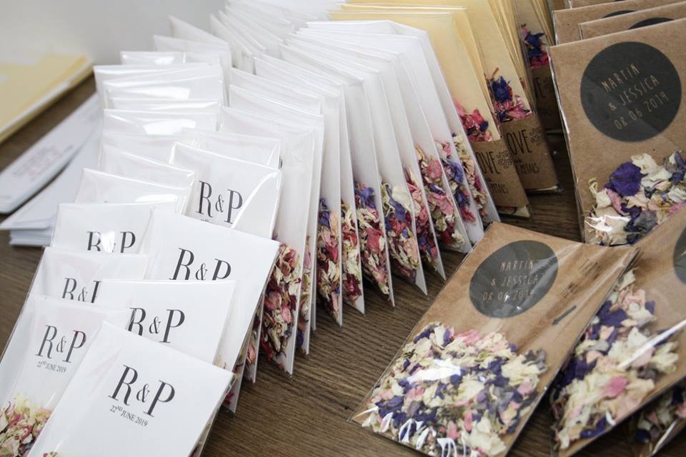 Bespoke Personalised Wedding Confetti Bespoke Personalised Wedding Confetti