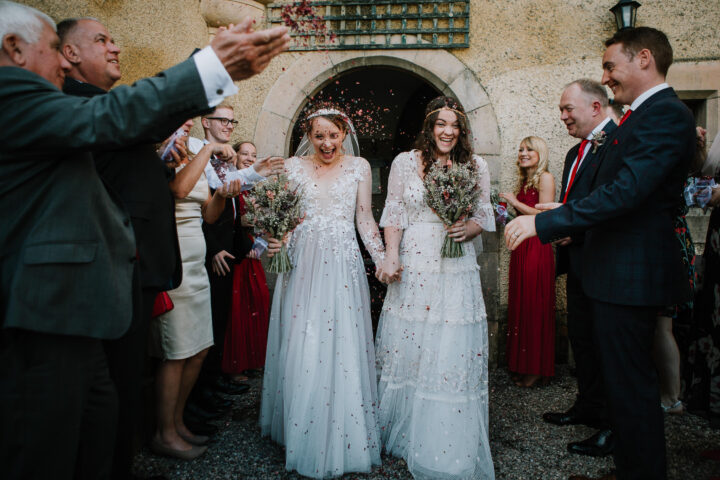 Check out this GORGEOUS Confetti Moment! Check out this GORGEOUS Confetti Moment!