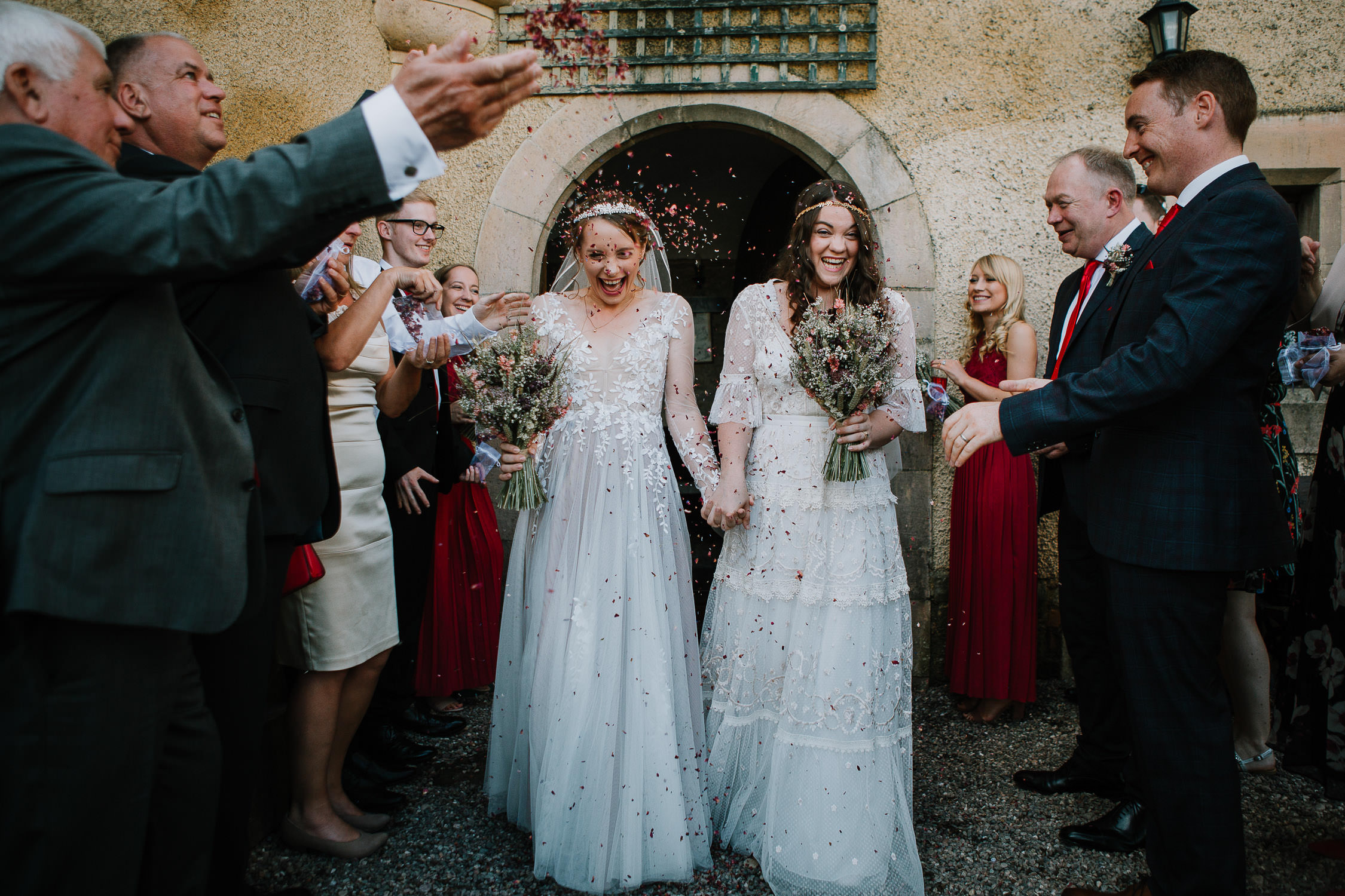 Check out this GORGEOUS Confetti Moment! Check out this GORGEOUS Confetti Moment!